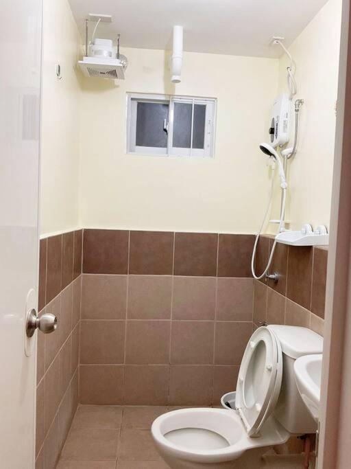 Ar02 1Bedroom Condo Unit With Free Pool, Hbo, Netflix & Wifi Davao Exterior foto
